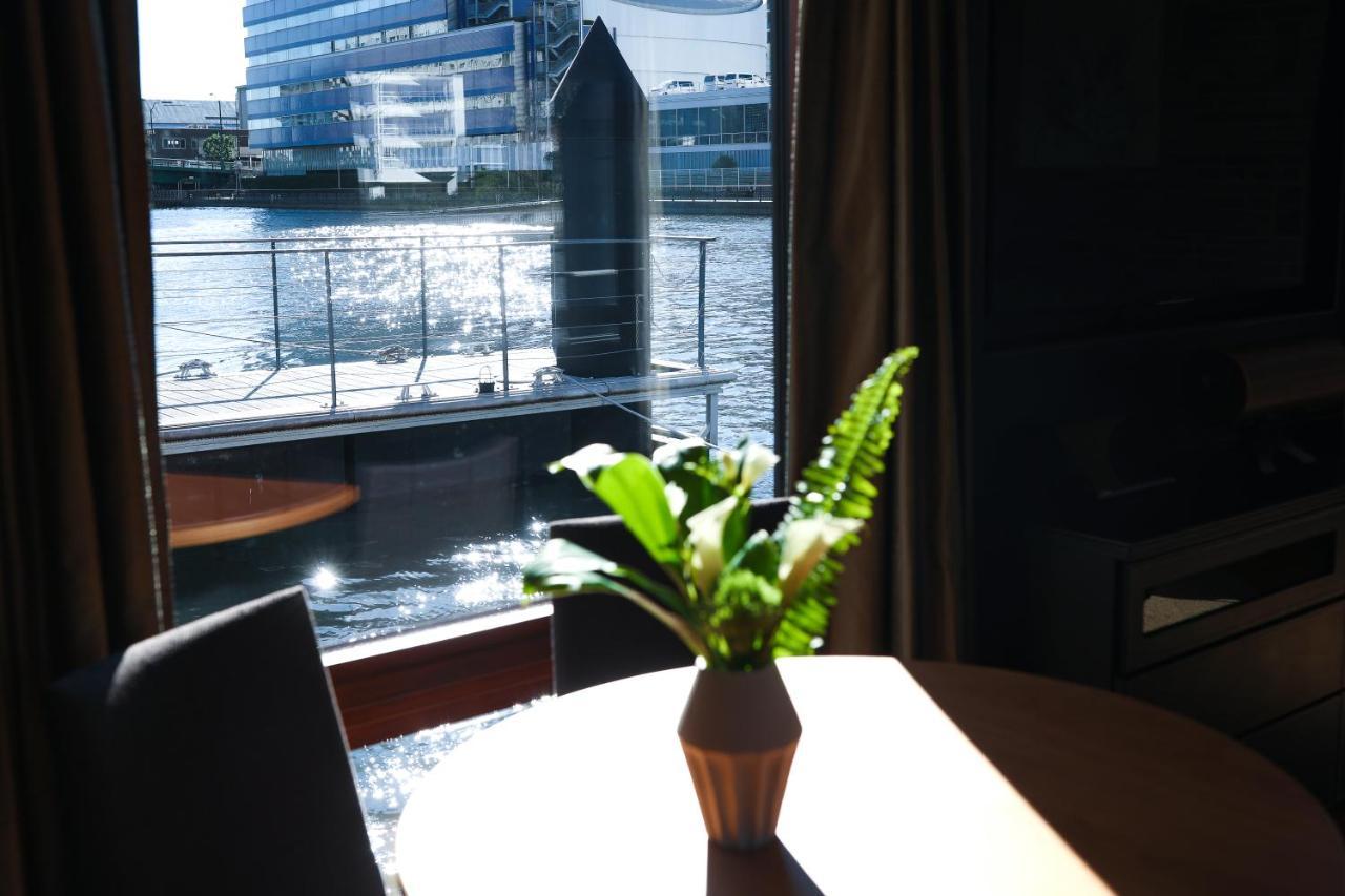 Petals Tokyo - Floating Hotel Exterior photo