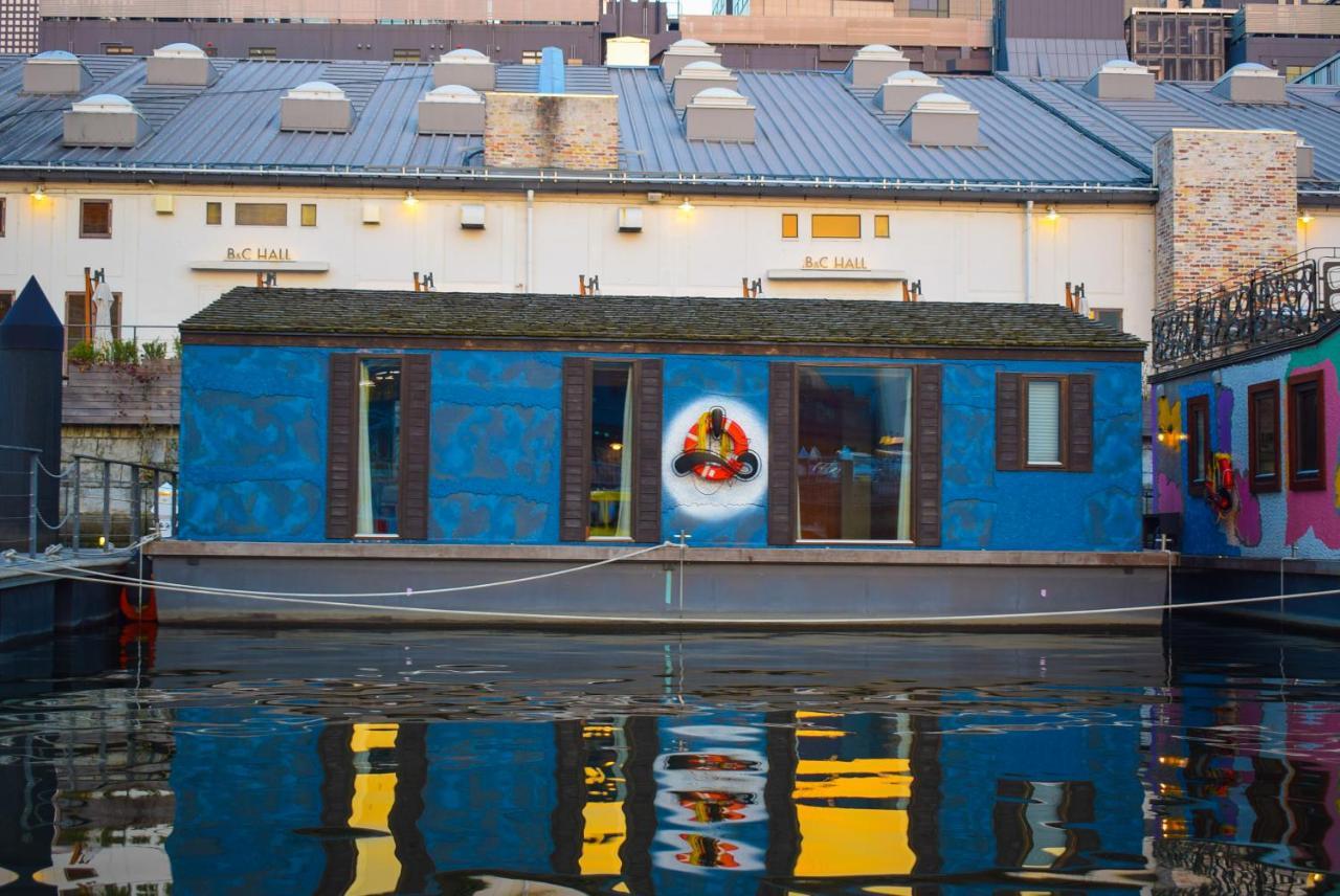 Petals Tokyo - Floating Hotel Exterior photo